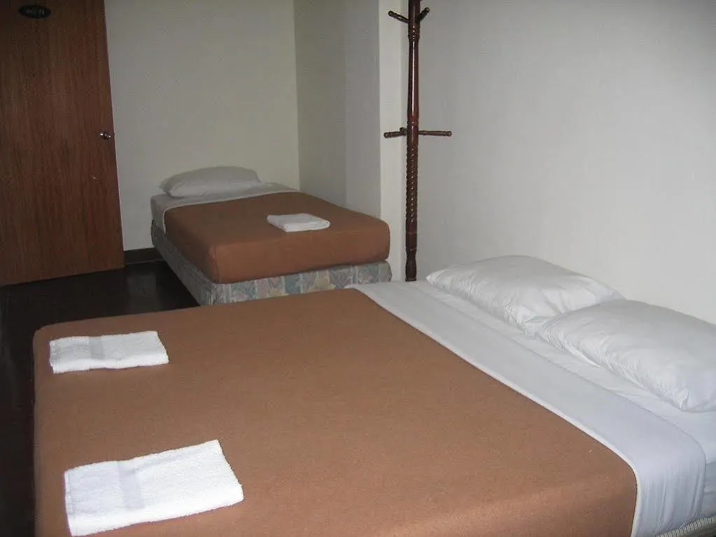호텔 Travellers Lodge 쿠알라룸푸르